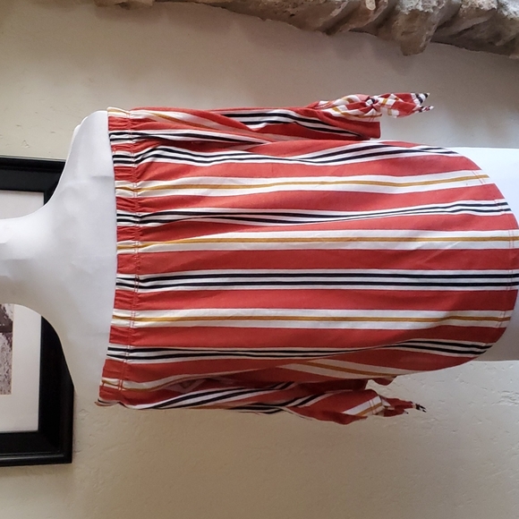 RUE21 Blouse HP ❤NWOT - Picture 5 of 6